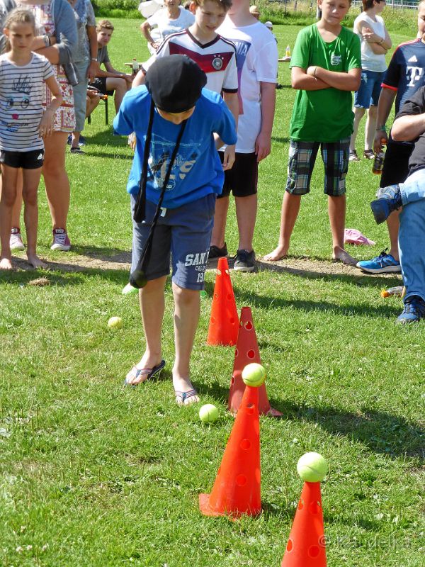 [2017-07-16] Ministranten-Spielenachmittag [16.07.2017 16'00'25]f.jpg - Ministranten-Spielenachmittag am 16.07.2017
